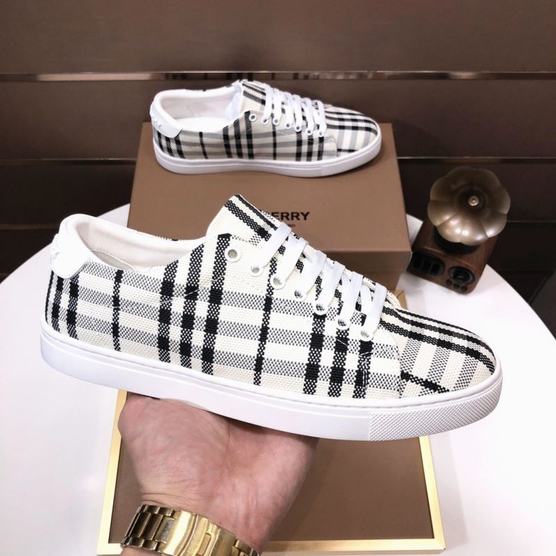 Burberry Low Shoes